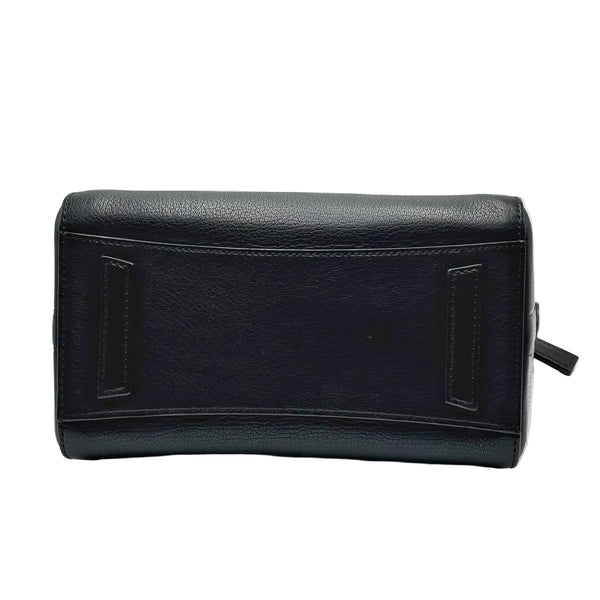 Givenchy small Antigona Leather Bag (Like new) T4DVMJR