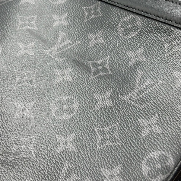 Louis Vuitton Pochette Voyage Monogram Eclipse MM Black/Grey (Pre-owned) J64W342
