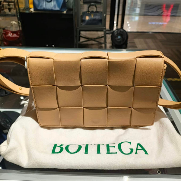 Bottega Veneta Cassette Crossbody Bag Brown (Like new)