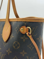 Load image into Gallery viewer, Louis Vuitton Neverfull PM Tote Bag Monogram Canvas (Like new) HBW3J7M

