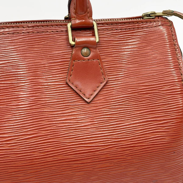 Louis Vuitton Kenyan Fawn Epi Leather Speedy 25 Bag (Pre-owned) 4C28H7Q