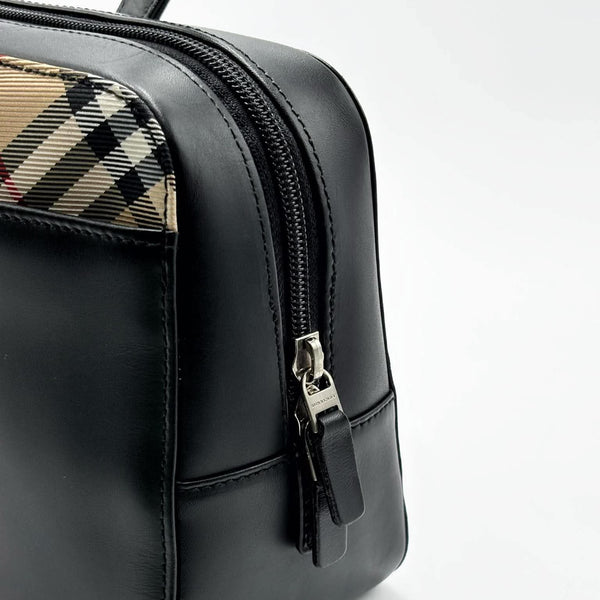 Burberry Nova Check Hand Bag Leather Nylon (Like new)