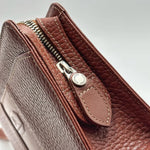 Load image into Gallery viewer, Burberry Leather Shadow Horse Clutch Bag Brown (Pre-owned)

