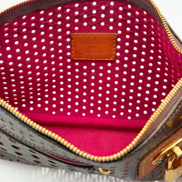 Louis Vuitton Perforated Pochette Accessoires clutch bag (Pre-owned) 34V7BX6