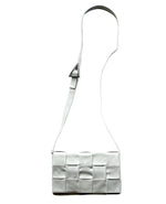 Load image into Gallery viewer, Bottega Veneta Cassette leather shoulder bag White (Pre-owned) 9THX8B3
