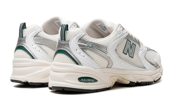 New Balance 530 Sea Salt Marsh Green