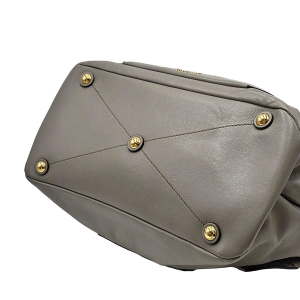 Miu Miu Women's Leather Grey Handbag Shoulder Bag (Pre-owned) V73Q7G4