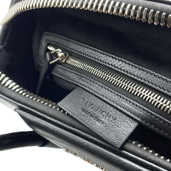 Givenchy Small Antigona Leather Bag Black (Like new) 8DTBMJG