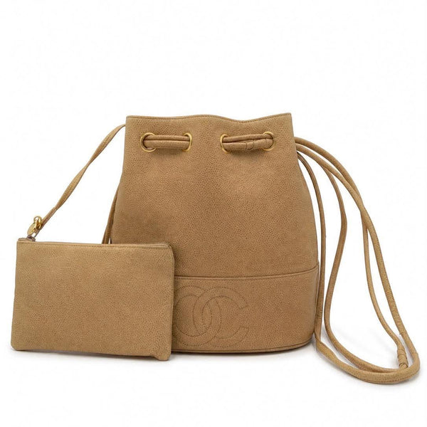 Chanel Caviar Drawstring Bucket Bag Beige (Pre-owned) 4HTX3Y7