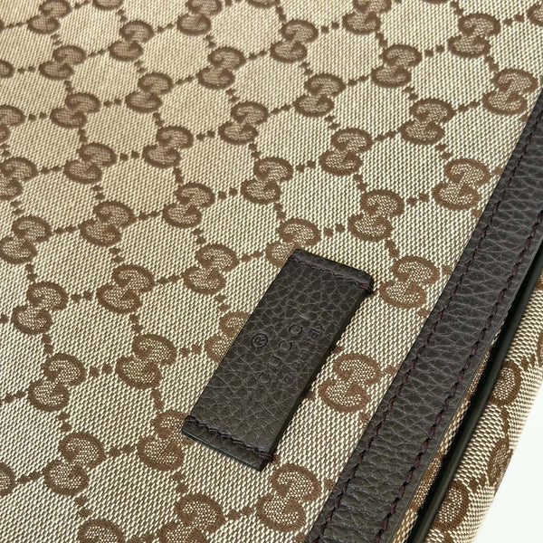 Gucci GG Canvas Crossbody Flap Messenger Bag (Like new) WJ9RKM2