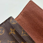 Load image into Gallery viewer, Louis Vuitton Sarah wallet in brown monogram canvas (Pre-owned)
