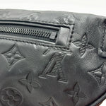 Load image into Gallery viewer, Louis Vuitton Discovery Bumbag PM Monogram Shadow Black (Pre-owned) 33GXHV
