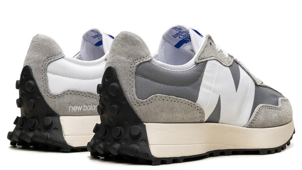 New Balance 327 ‘Grey Light Olive’