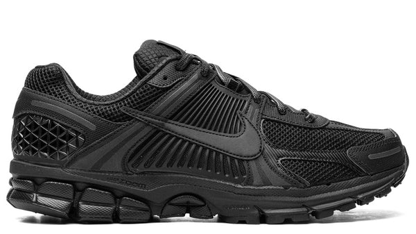 Nike Zoom Vomero 5 Triple Black