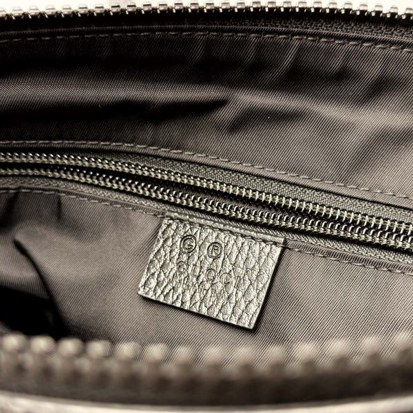 Gucci Messenger GG Nylon Black (Like new) RCY4WXT