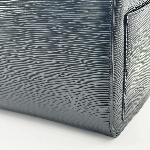 Louis Vuitton Black Epi Leather Speedy 35 Bag Black (Like new) 2BD3WTQ