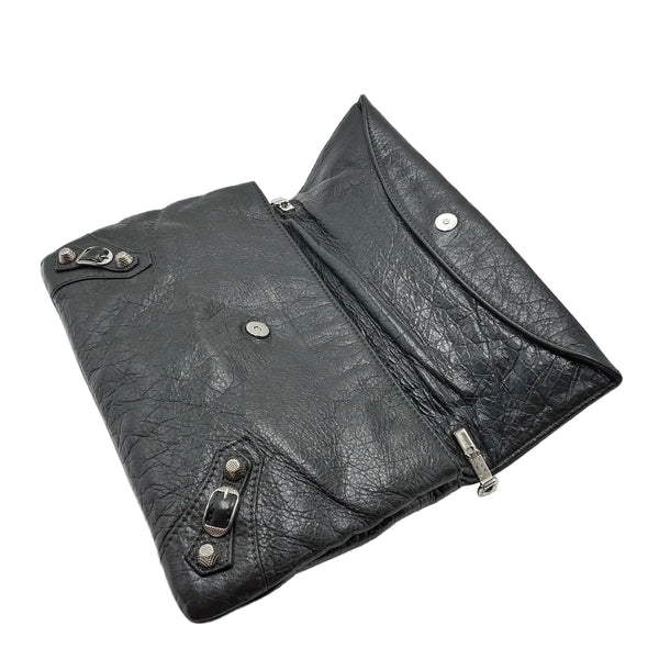 Balenciaga Gris Fossile Lambskin Leather Giant 12 Silver Envelope Clutch Crossbody W/ Strap Bag (Like new) BXHY7T9
