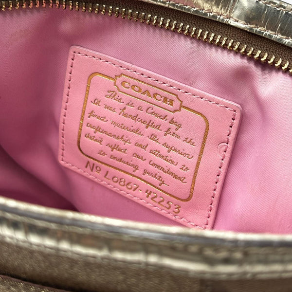 Coach Shoulder Bag Beige (Pre-owned)