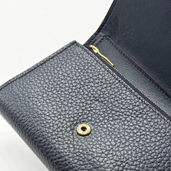 Louis Vuitton Taurillon Capucines Compact Wallet Marine Rouge (Pre-owned) MXYKJW8