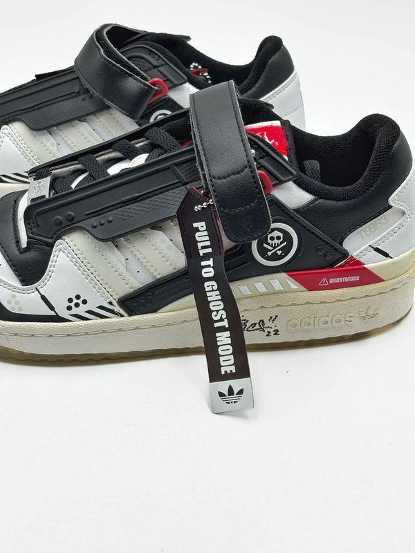 Quiccs x Adidas Forum Low White Black (Signed)