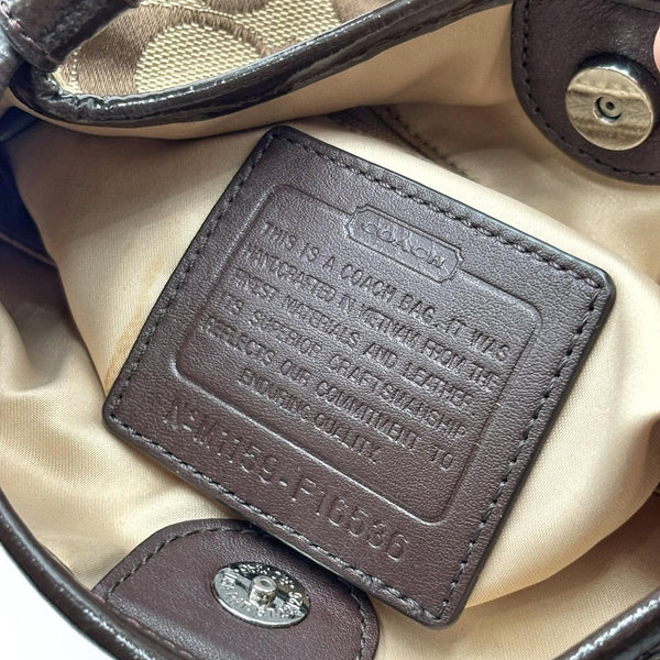 Coach Vintage signature Crossbody Bag (Pre-owned)