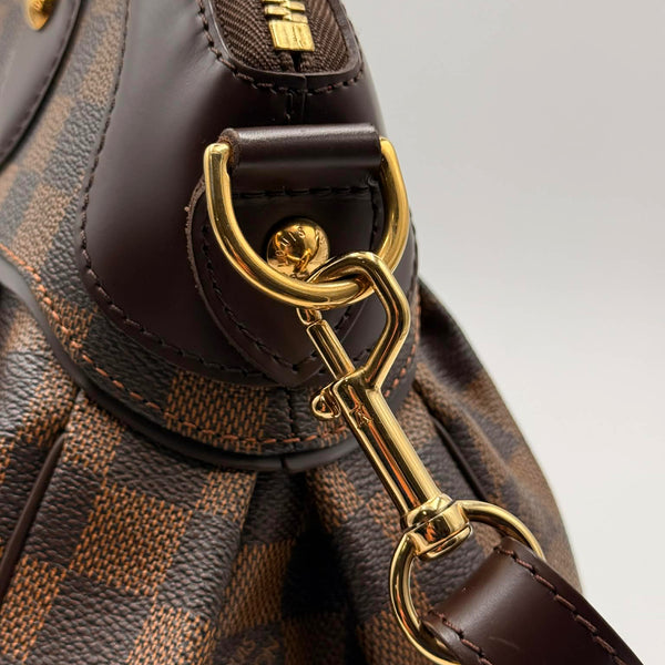 Louis Vuitton 2011 Damier Trevi PM Bag (Like new) YY8HWVX