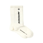 Load image into Gallery viewer, AAPENOW Moonface Logo Socks Ivory
