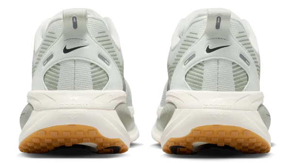 Nike Vomero 18 Spruce Aura Jade Horizon Black Spruce