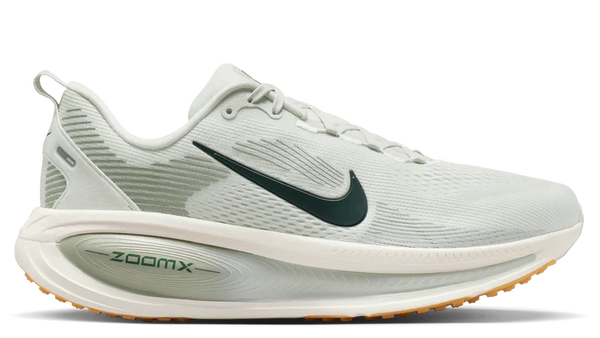 Nike Vomero 18 Spruce Aura Jade Horizon Black Spruce