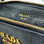 Load image into Gallery viewer, Prada Vitello Daino Small Tote Bag Black (Like new)
