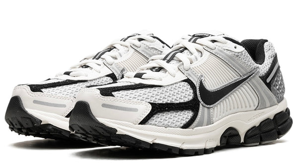 Nike Zoom Vomero 5 Photon Dust Black