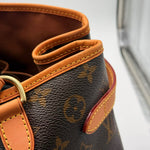 Load image into Gallery viewer, Louis Vuitton Batignolles Horizontal shoulder bag (Like new) Y98RJWB
