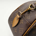 Load image into Gallery viewer, Louis Vuitton Monogram Canvas Blois Bag (Pre-owned) B2D4XJQ
