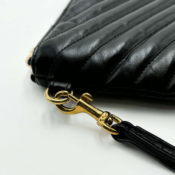 Saint Laurent Black Matelasse Quilted Leather Monogram Pouch Wristlet (Pre-owned) GHJ4MYX
