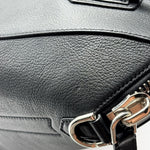 Load image into Gallery viewer, Givenchy Small Antigona Leather Bag Black (Like new) 8DTBMJG
