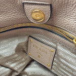 Load image into Gallery viewer, Prada Vitello Phenix Tote Cammeo (Like new) QV6W2BM
