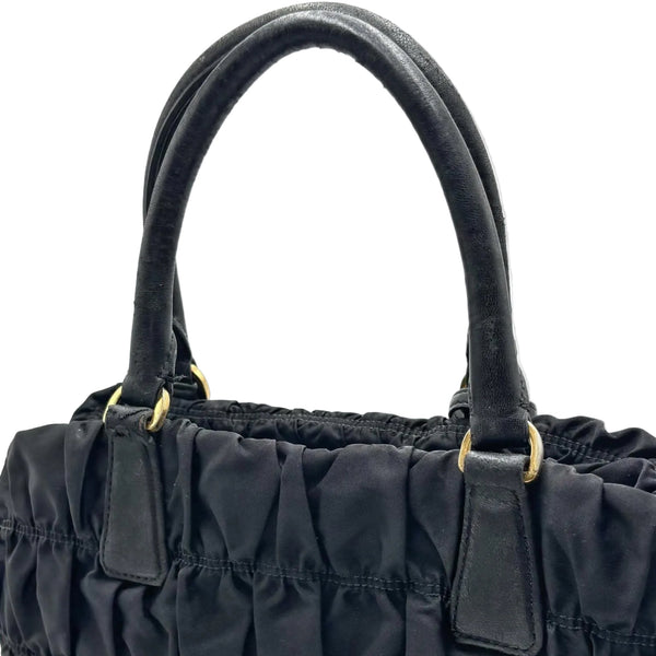 Prada Tessuto Nylon Gaufre Tote Nero Black (Pre-owned) VR3VBJG