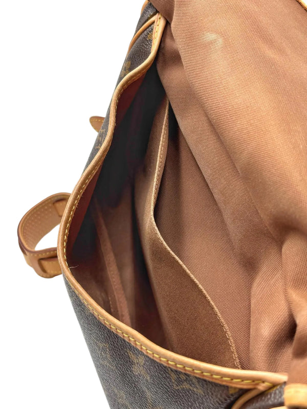 Louis Vuitton Monogram Canvas Saumur 30 Messenger Bag (Pre-owned) KR93XC3