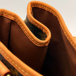 Load image into Gallery viewer, Louis Vuitton Batignolles Horizontal shoulder bag (Like new) Y98RJWB
