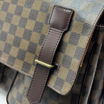 Load image into Gallery viewer, Louis Vuitton Damier Canvas Broadway Messenger Bag (Like new) B29RDTX
