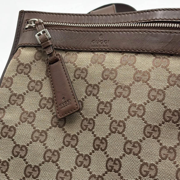 Gucci GG Canvas Crossbody Bag (Like new) 38Y7J6V