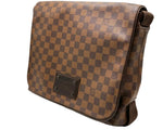 Load image into Gallery viewer, Louis Vuitton 2011 Damier Ebene Brooklyn MM crossbody bag (Pre-owned) 73424HQ
