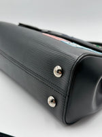 Load image into Gallery viewer, Louis Vuitton Cluny handbag Black Epi Leather (Like new) J3GCDHM
