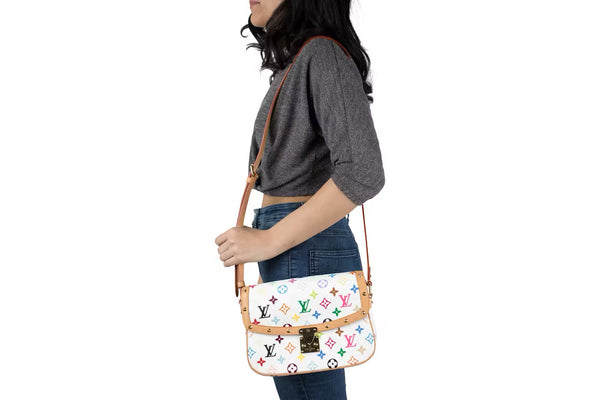 Louis Vuitton Sologne Murakami
Monogram Multicolore White (Pre-Loved)