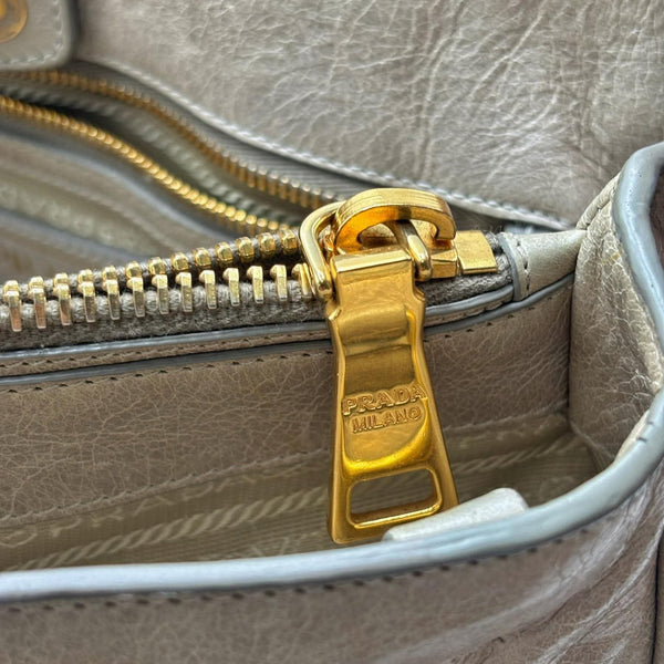 Prada Beige Vitello Shine Leather Tote (Pre-owned) VCGRMV2