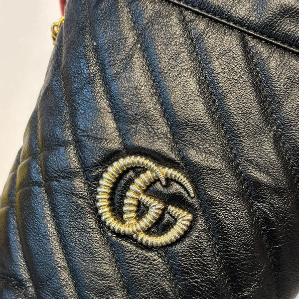 Gucci GG Marmont Bucket Bag Diagonal Quilted Leather Mini (Pre-owned)