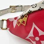 Load image into Gallery viewer, Louis Vuitton Bumbag Monogram Giant Red/Pink (Pre-owned) 2T37DM9

