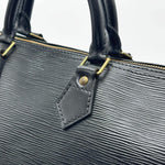 Load image into Gallery viewer, Louis Vuitton Black Epi Leather Speedy 35 Bag Black (Like new) 2BD3WTQ
