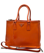 Load image into Gallery viewer, Prada Medium Soft Calf Galleria Double Zip Tote satchel (Like new) RK9DR38
