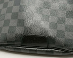 Load image into Gallery viewer, Louis Vuitton Discovery Bumbag Damier Graphite Canvas (Like new) VRQVC6M
